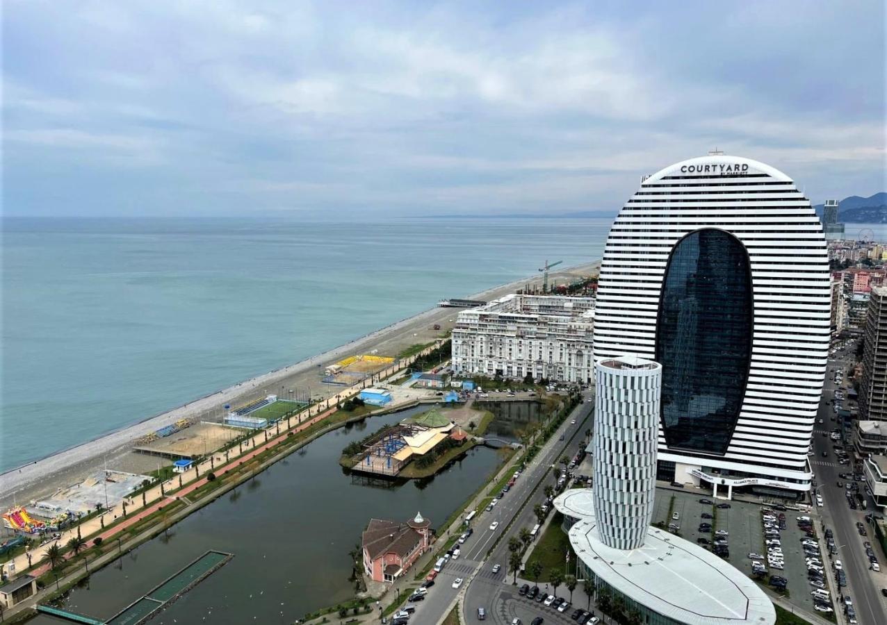 Aparthotel Orbi City Batumi Exterior foto