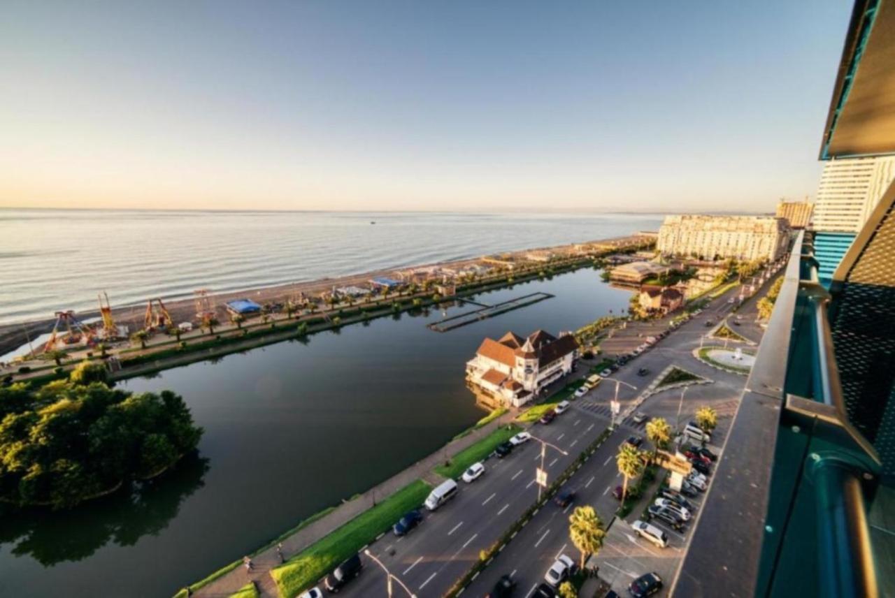 Aparthotel Orbi City Batumi Exterior foto